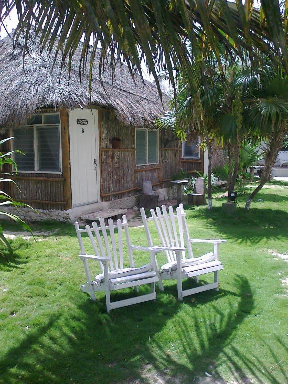 Las Cabanas Del Doctor Mahahual Bagian luar foto