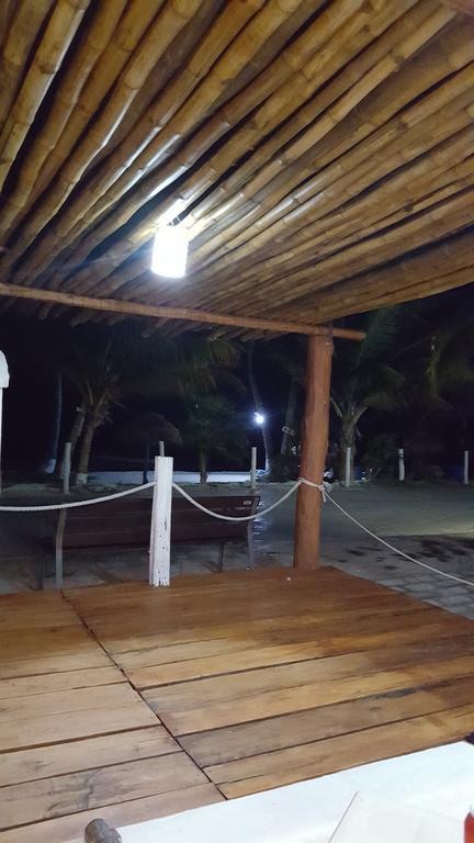 Las Cabanas Del Doctor Mahahual Bagian luar foto