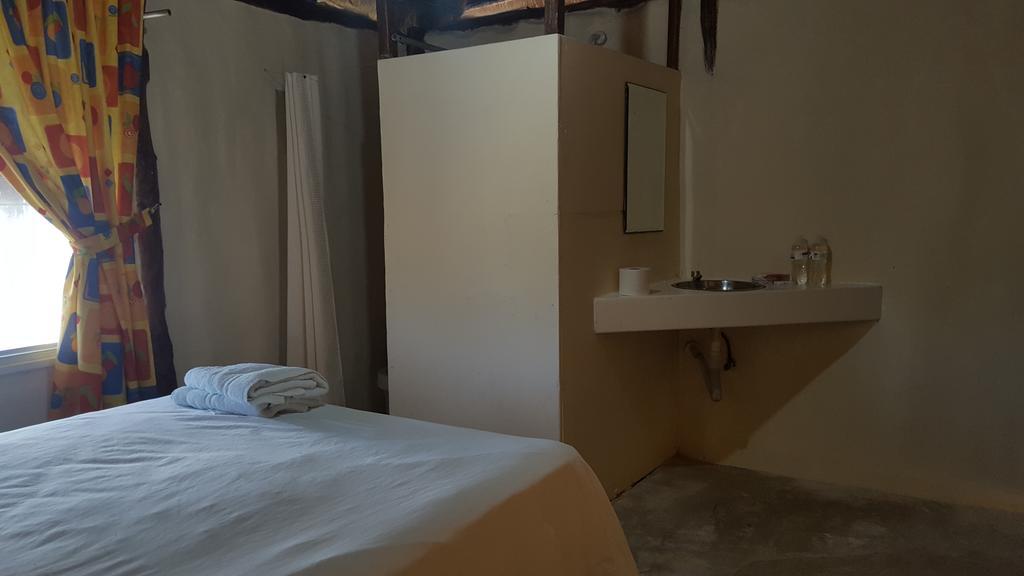 Las Cabanas Del Doctor Mahahual Bagian luar foto