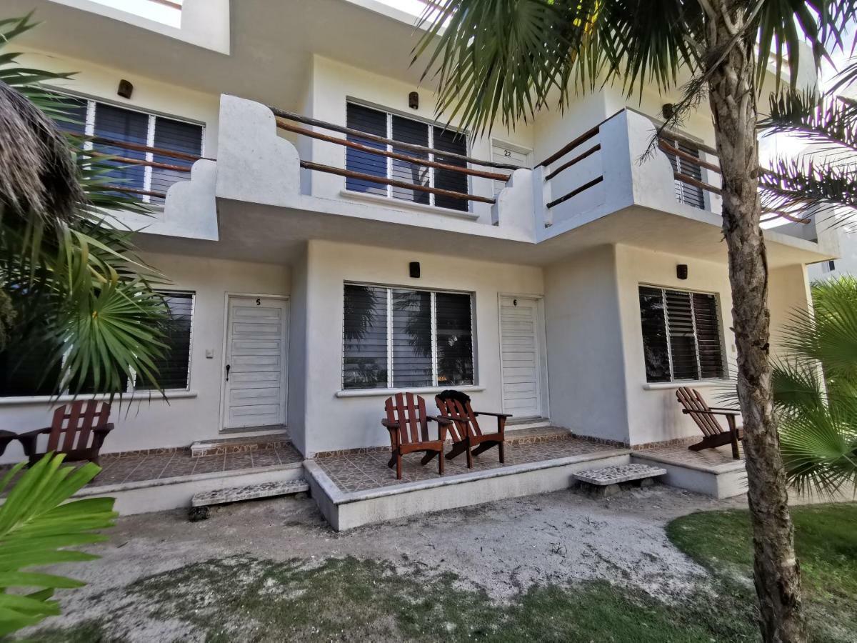 Las Cabanas Del Doctor Mahahual Bagian luar foto