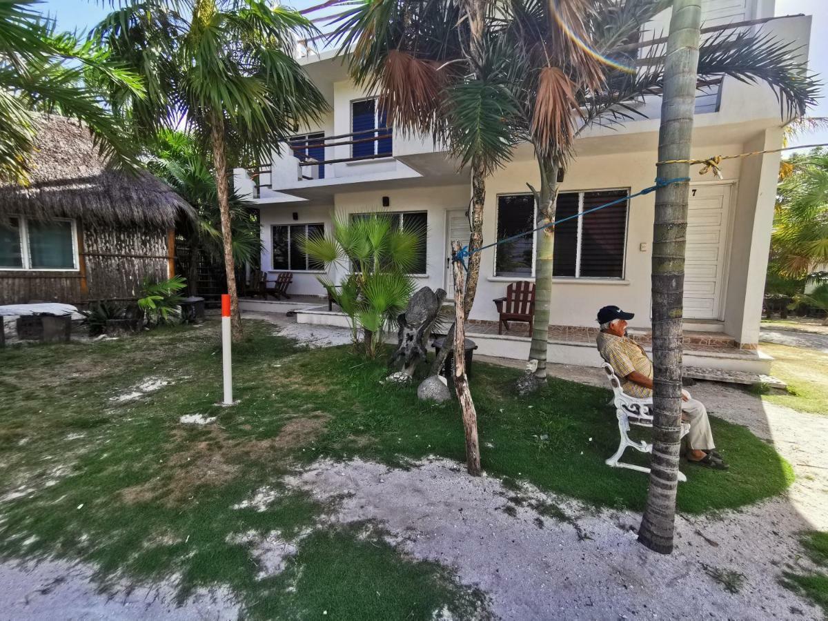 Las Cabanas Del Doctor Mahahual Bagian luar foto