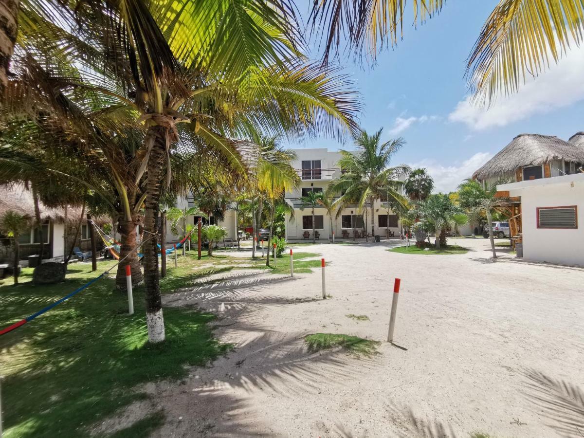 Las Cabanas Del Doctor Mahahual Bagian luar foto