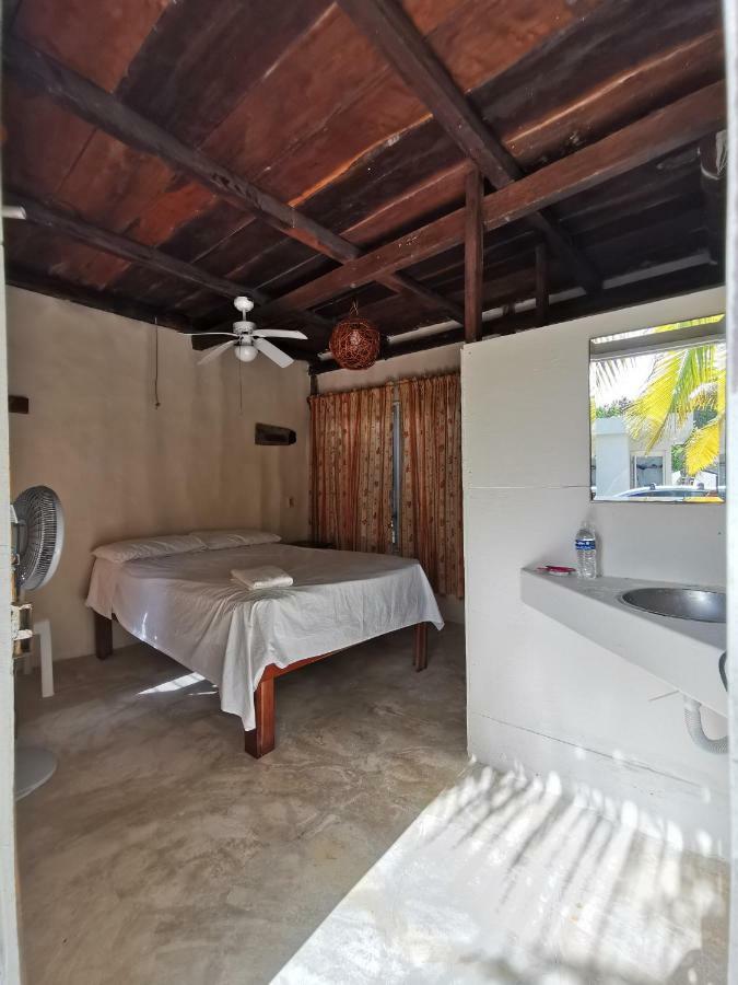 Las Cabanas Del Doctor Mahahual Bagian luar foto